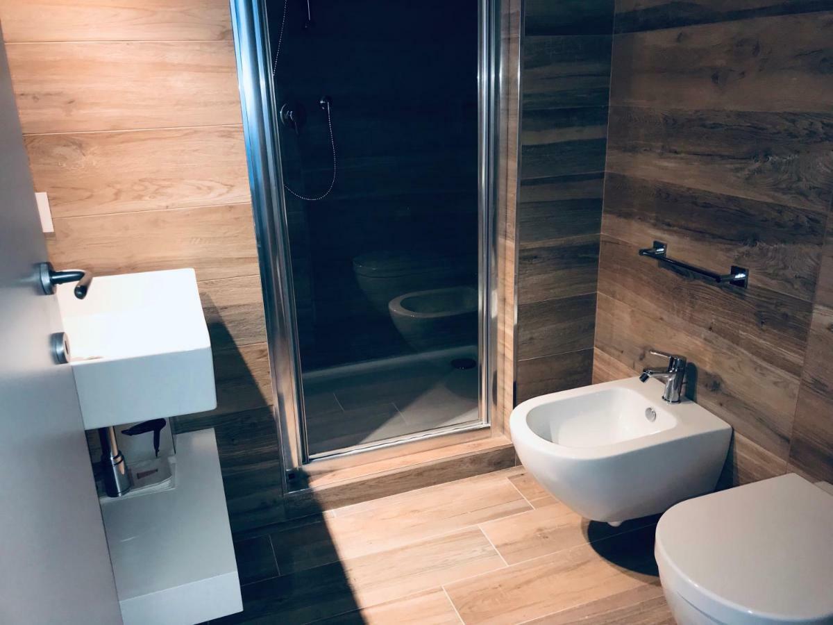 Bellhome 3 - Elegante Appartamento Nel Centro Di Bari Exteriér fotografie