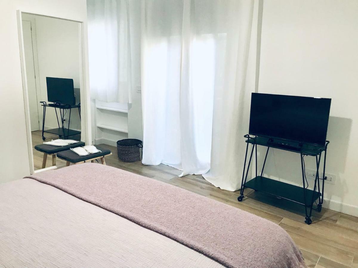 Bellhome 3 - Elegante Appartamento Nel Centro Di Bari Exteriér fotografie